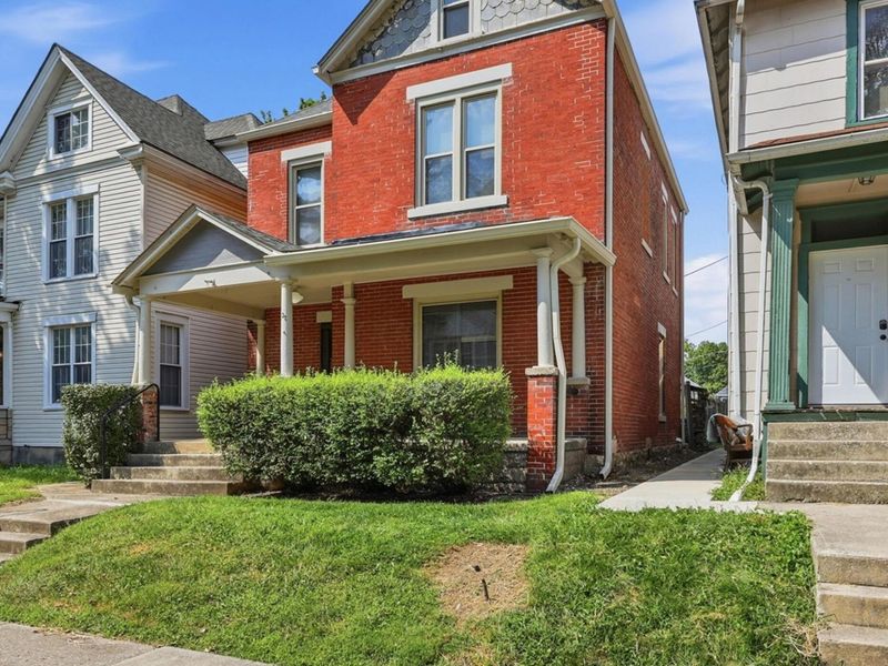 32 E Maynard Avenue, Columbus, OH 43202 Photo 2