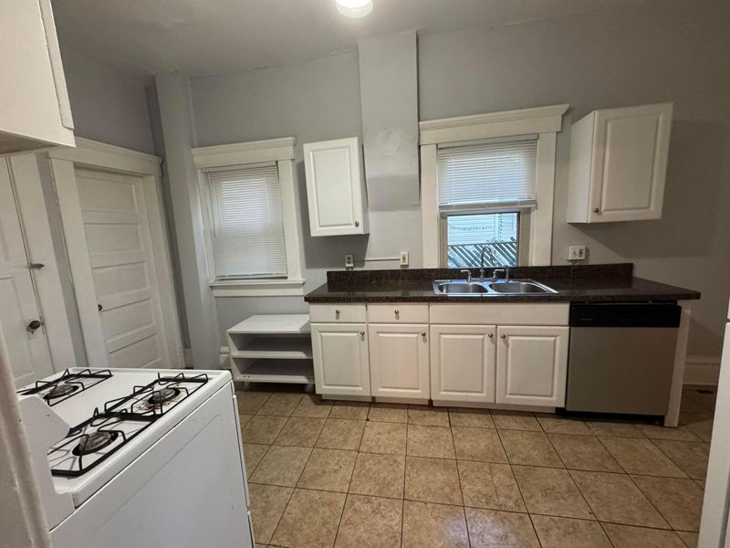 32 E Maynard Avenue , Columbus, OH 43202 Photo 9