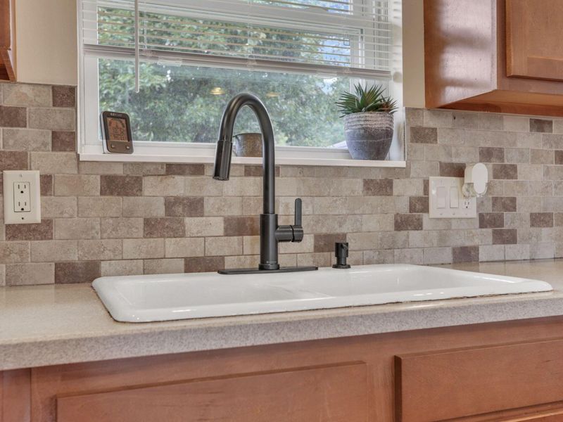 2057 Harden Drive, Mount Perry, OH 43760 Photo 17