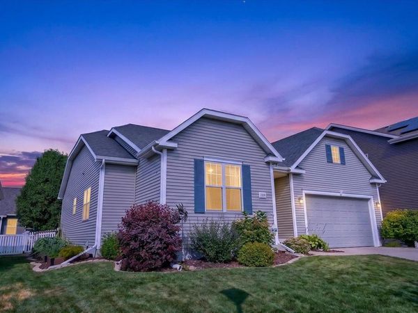 1320 Blazingstar Lane, Sun Prairie, WI 53590