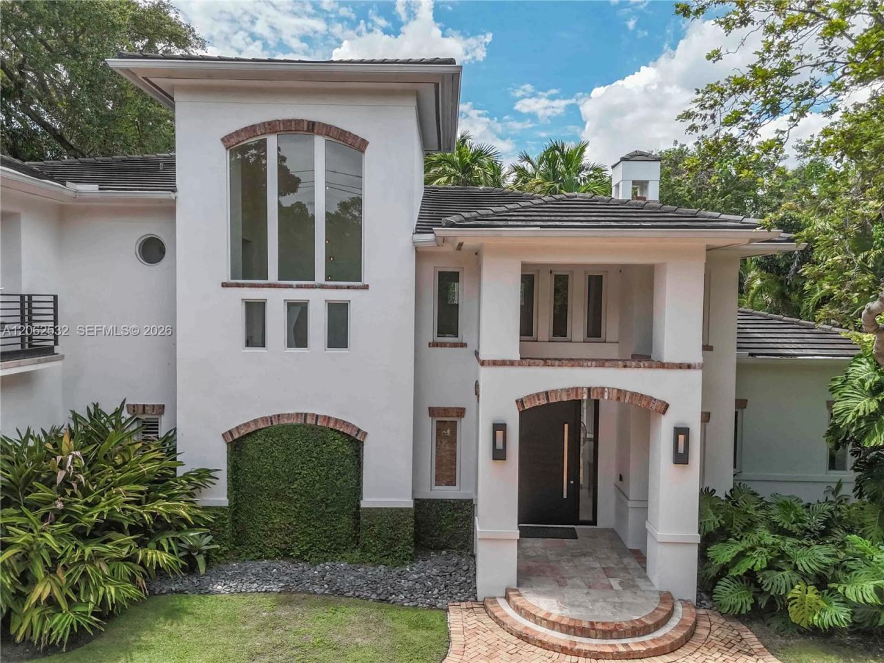 2820 Brickell Ave, Miami, FL 33129 Photo
