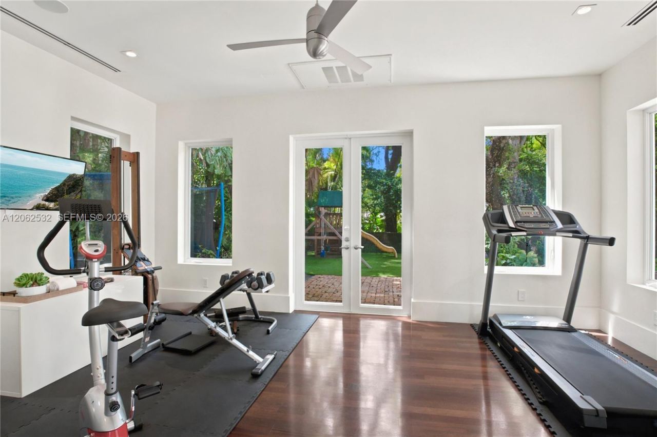 2820 Brickell Ave, Miami, FL 33129 Photo
