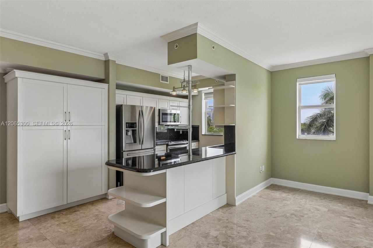 7265 SW 89th St, Unit A314, Miami, FL 33156 Photo