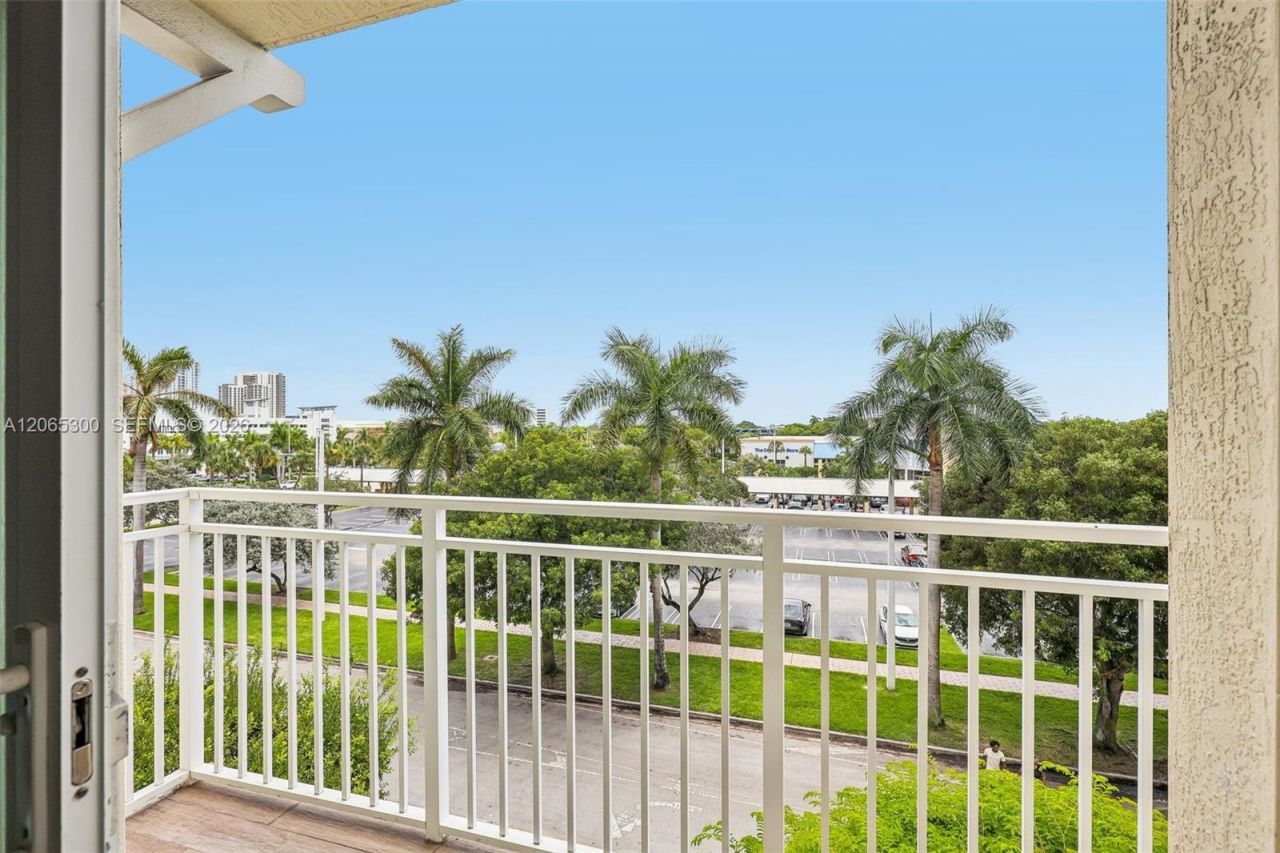 7265 SW 89th St, Unit A314, Miami, FL 33156 Photo