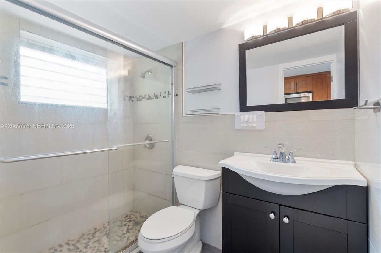 851 Meridian Ave , Unit 24, Miami Beach, FL 33139 Photo