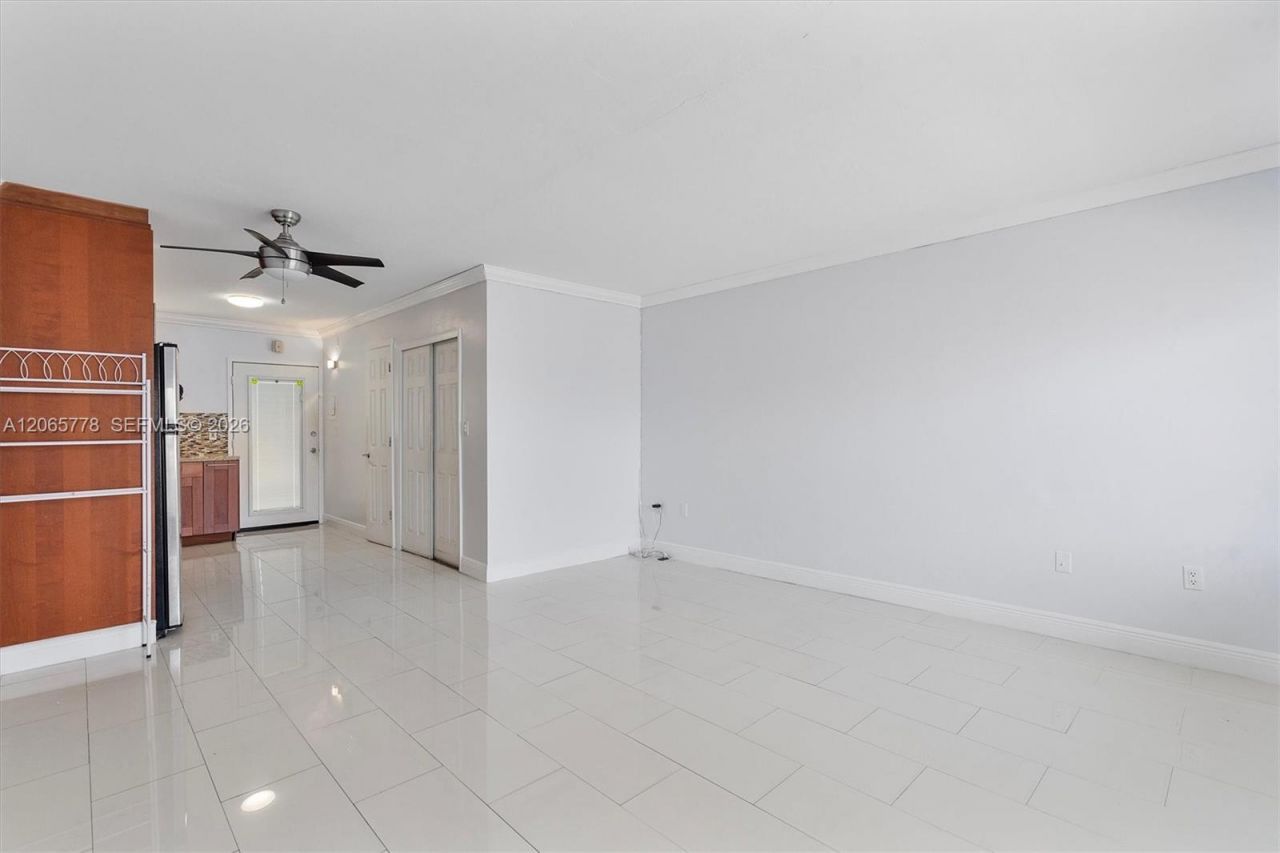 851 Meridian Ave , Unit 24, Miami Beach, FL 33139 Photo