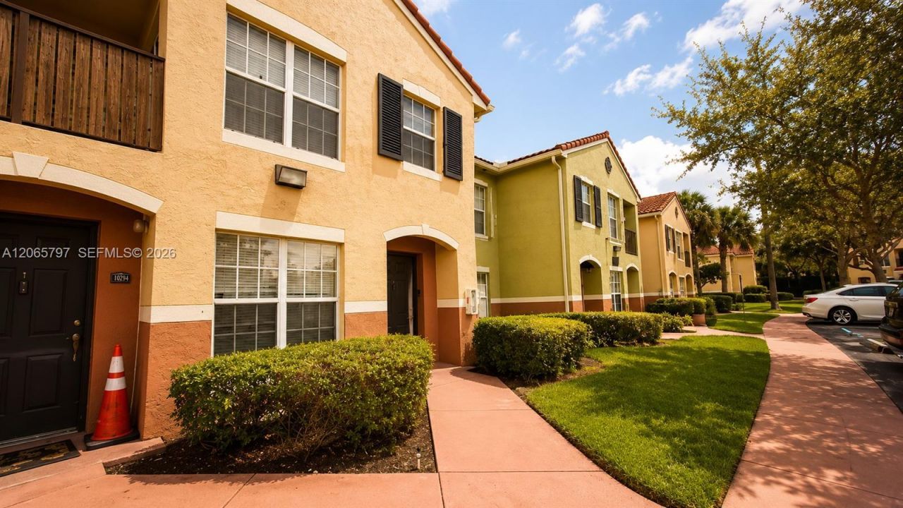 10294 S Fox Trail Rd S , Unit 704, Royal Palm Beach, FL 33411 Photo
