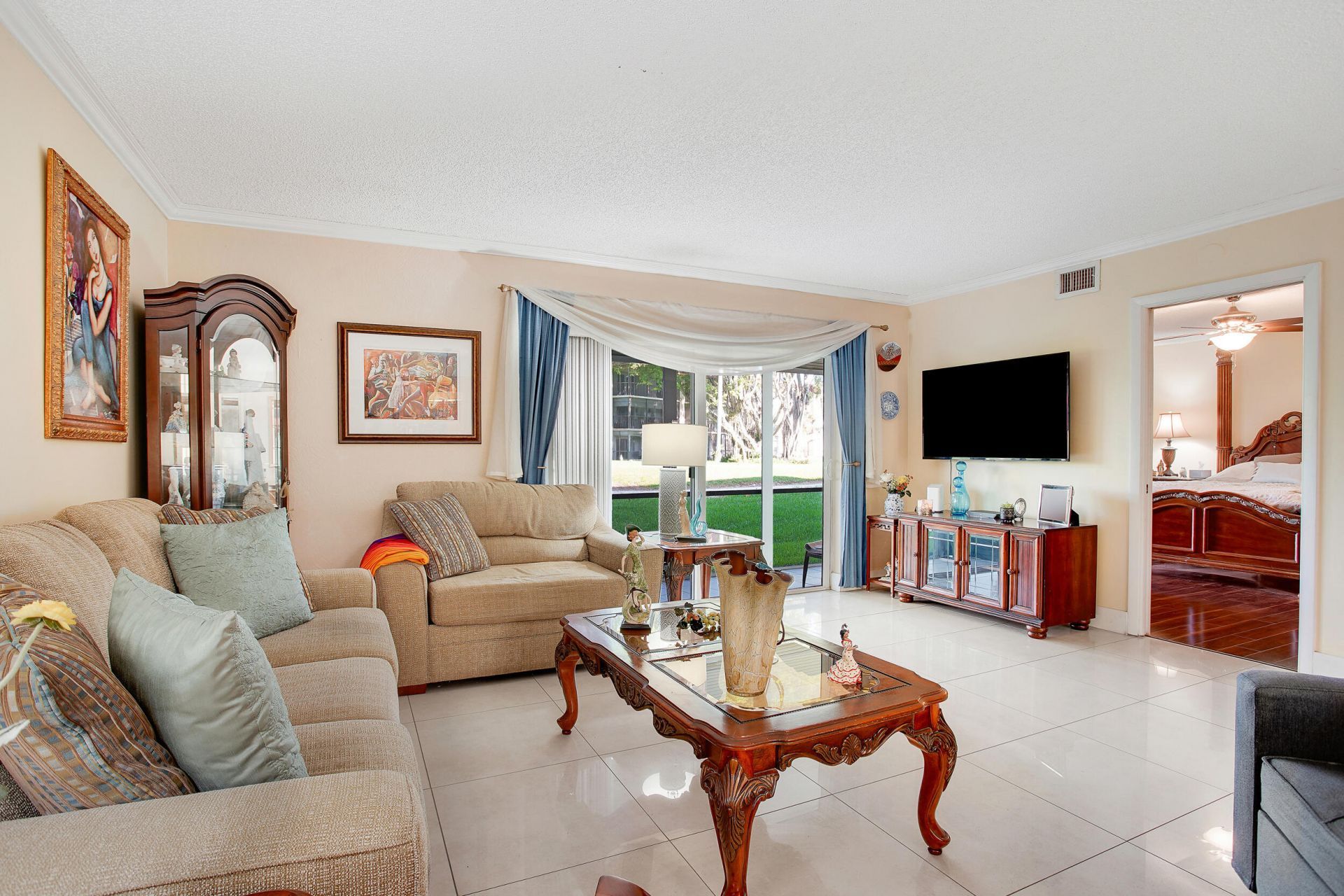 211 S Hollybrook Drive, Unit 107, Pembroke Pines, FL 33025 Photo
