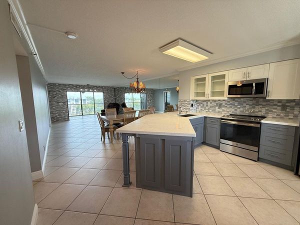 2215 CYPRESS ISLAND Drive, Unit 505, Pompano Beach, FL 33069