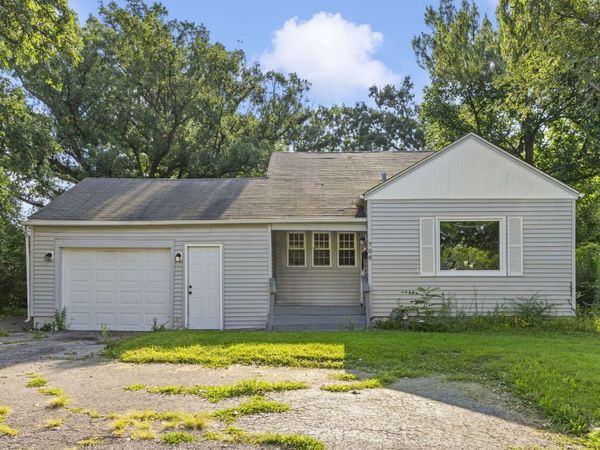 708 N Cedar Road , New Lenox, IL 60451