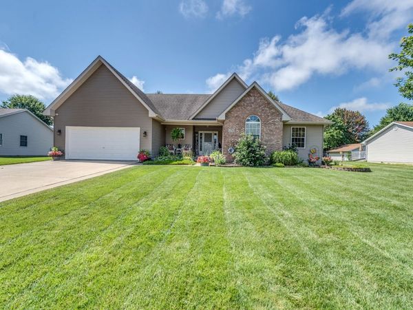 1250 Kramer Lane , Sandwich, IL 60548
