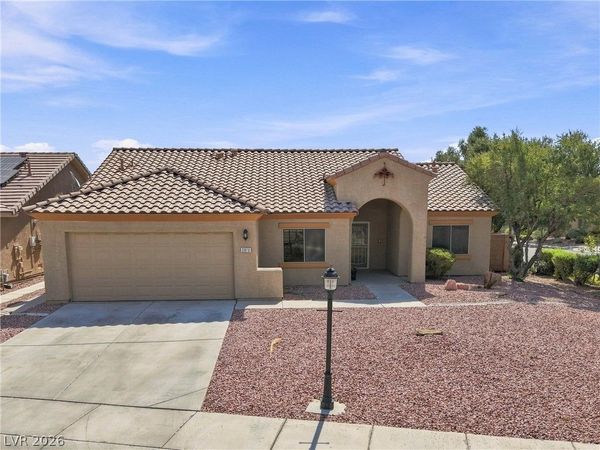 3876 Waynesvill Street , Las Vegas, NV 89122