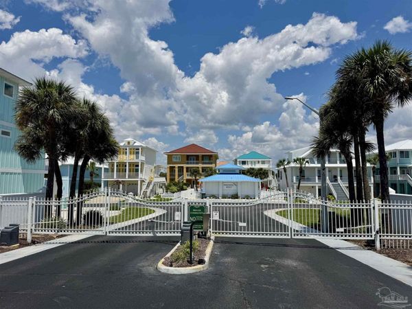 345 Gulfview Ln, Pensacola, FL 32507