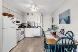 1582 S Waccamaw Dr. photo 4