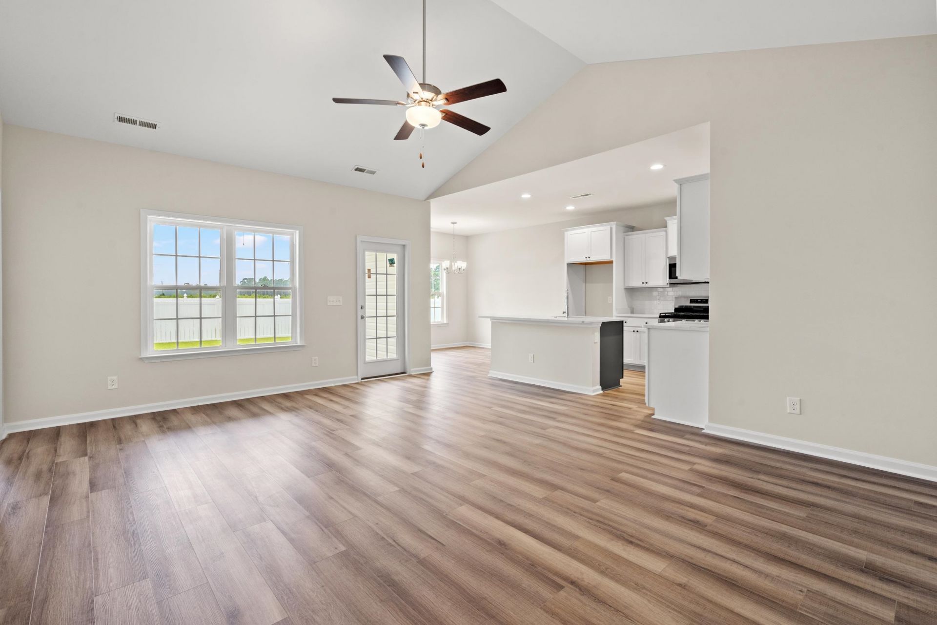 256 Sweetbridge Way Photo 4