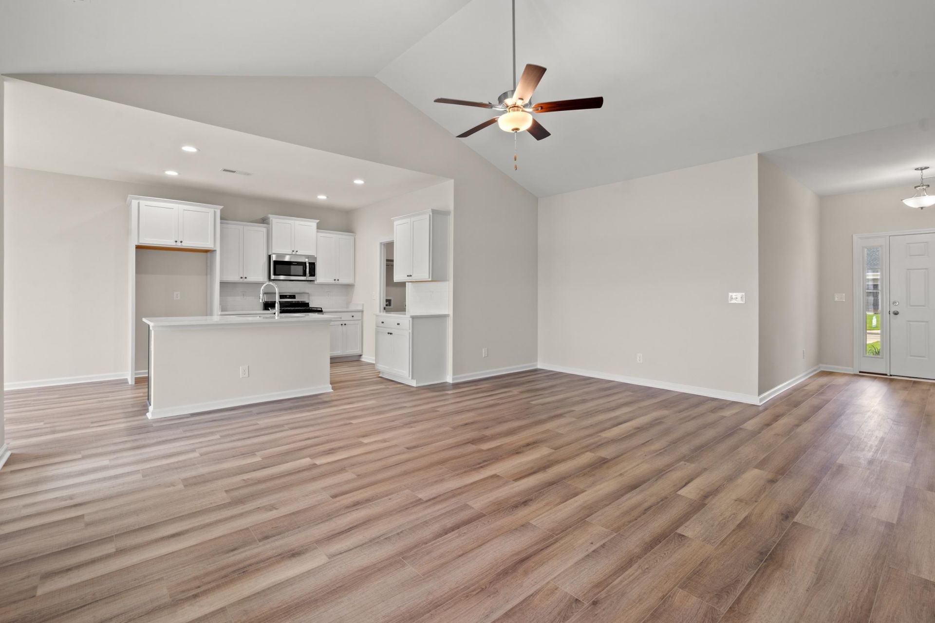 256 Sweetbridge Way Photo 5