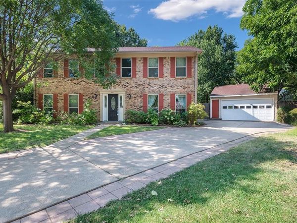 3901 White Oak Court, Flower Mound, TX 75028
