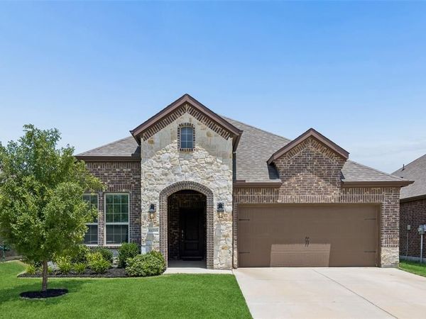 11233 Gold Pan Trail, Aubrey, TX 76227