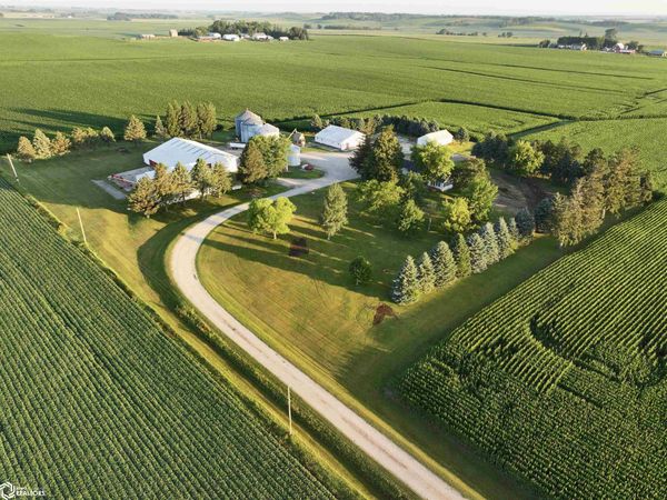 28481 Grand Avenue, Aplington, IA 50604