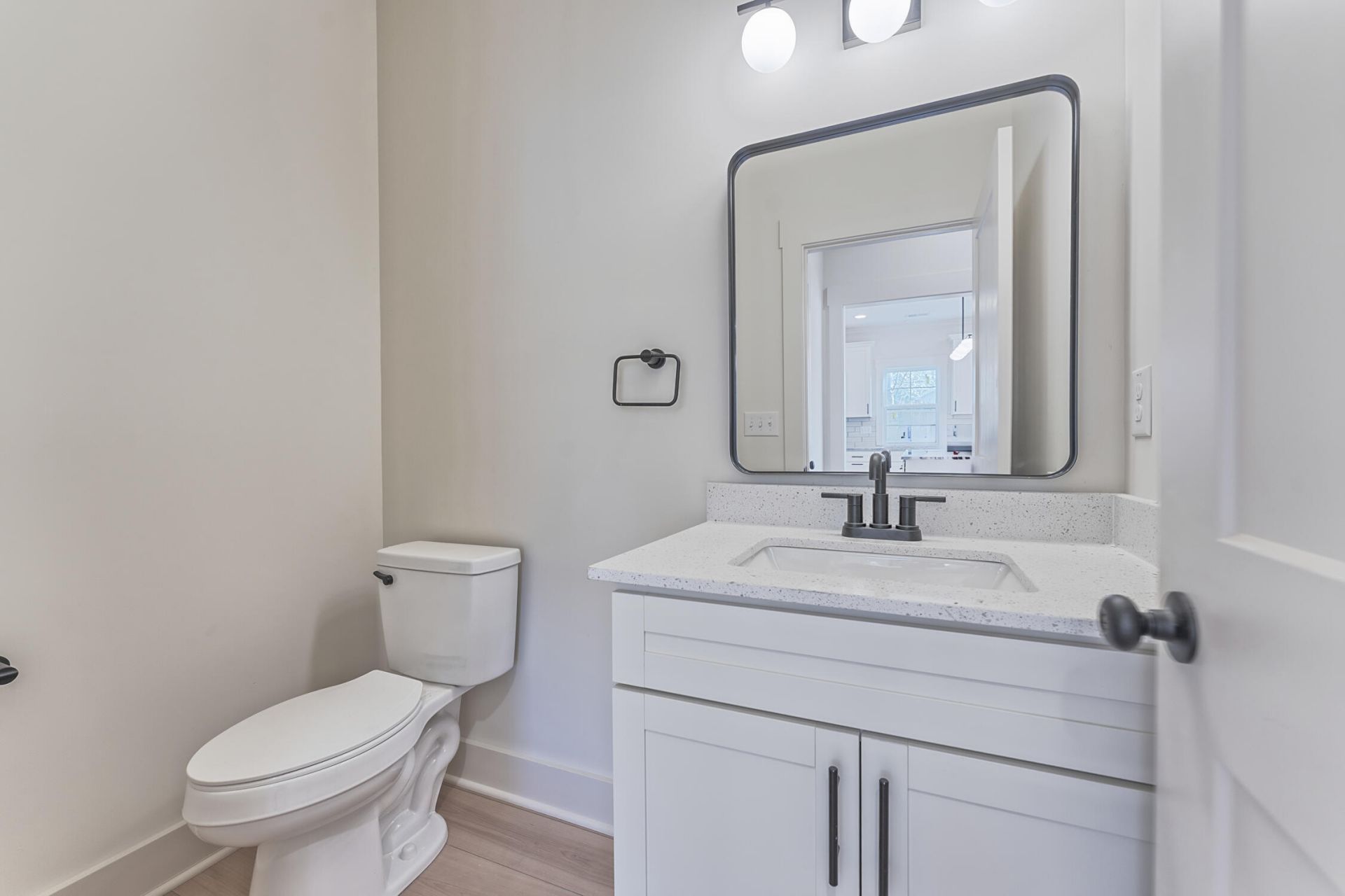4829 Williams Avenue Photo 6