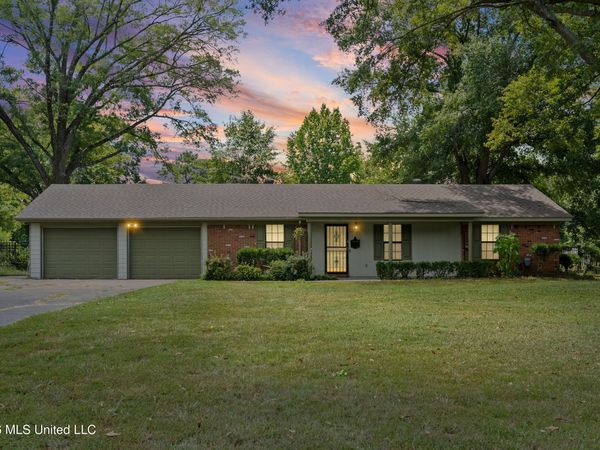 301 Mckie Street, Senatobia, MS 38668