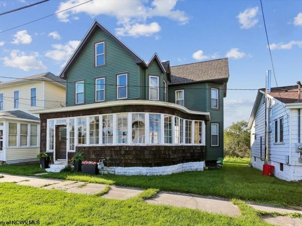 376 Fairfax Avenue, Davis, WV 26260