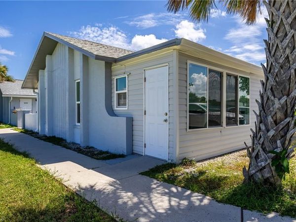 16593 Davis RD , FORT MYERS, FL 33908