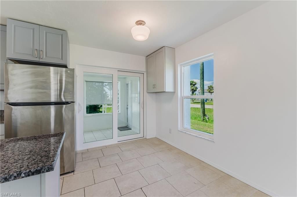 16593 Davis Rd , Fort Myers, FL 33908 Photo