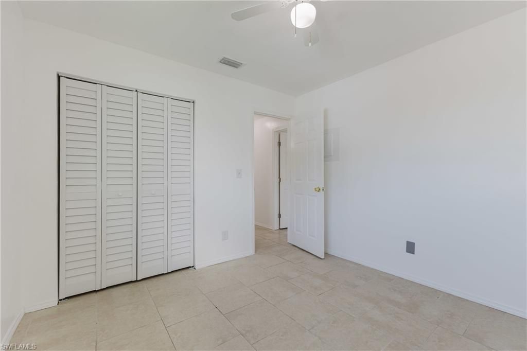 16593 Davis Rd , Fort Myers, FL 33908 Photo