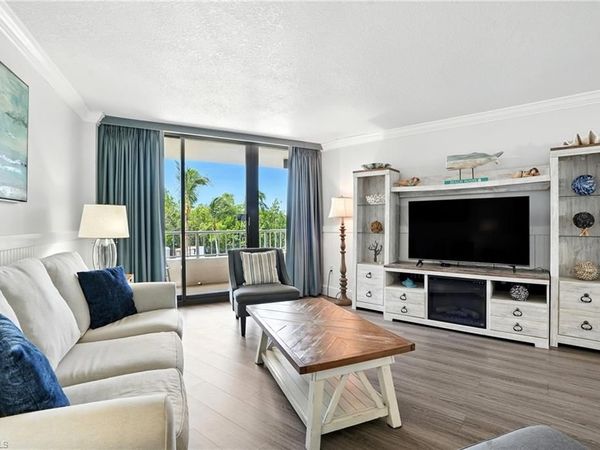 440 Seaview CT, Unit 201, MARCO ISLAND, FL 34145