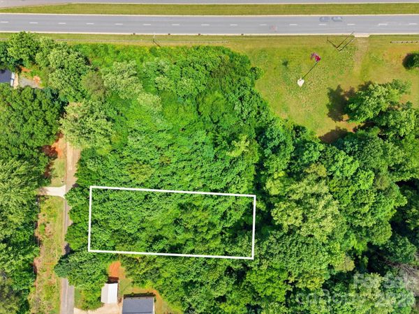 18 Easthaven Drive, Newton, NC 28658