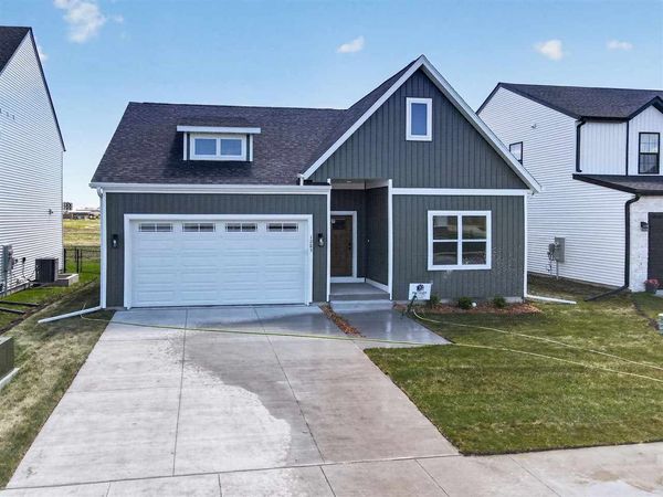 1285 Priscilla Ct., Unit Lot 7, North Liberty, IA 52317