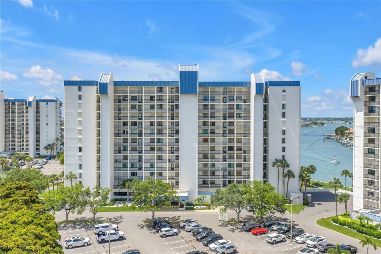 9425 Blind Pass Road , Unit 407, Saint Petersburg, FL 33706 Main Photo