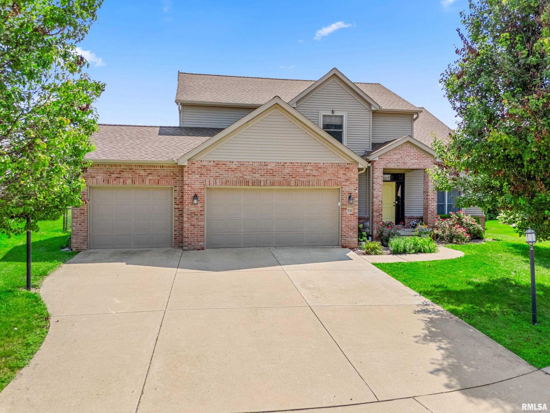 52 Shiloh Street, Morton, IL 61550 Main Photo