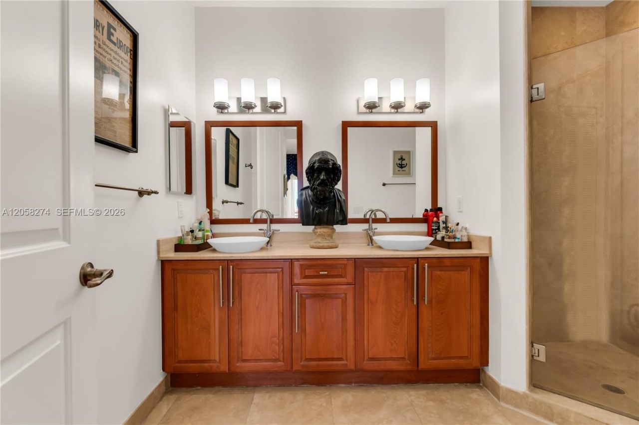 1805 Ponce De Leon Blvd, Unit 624, Coral Gables, FL 33134 Photo