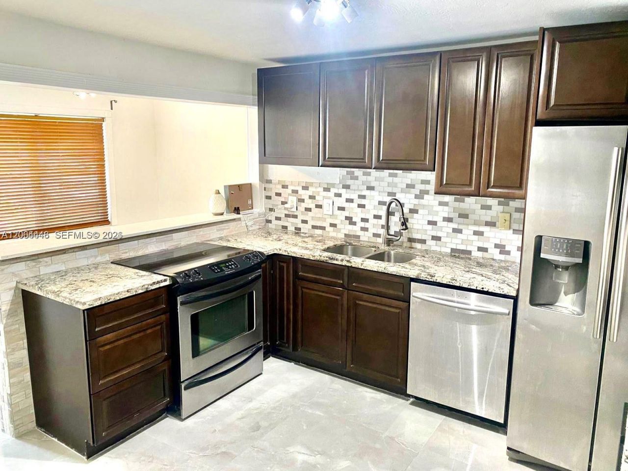 112 Ronald Rd , West Park, FL 33023 Photo
