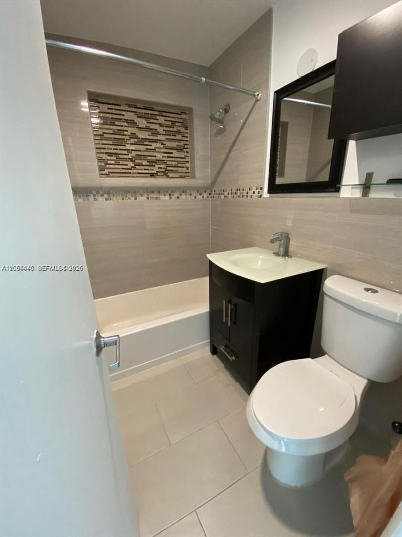 112 Ronald Rd , West Park, FL 33023 Photo