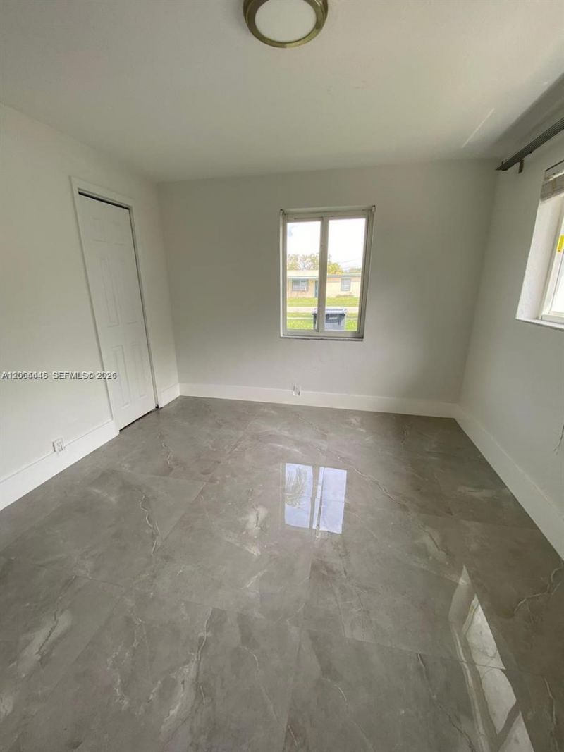 112 Ronald Rd , West Park, FL 33023 Photo