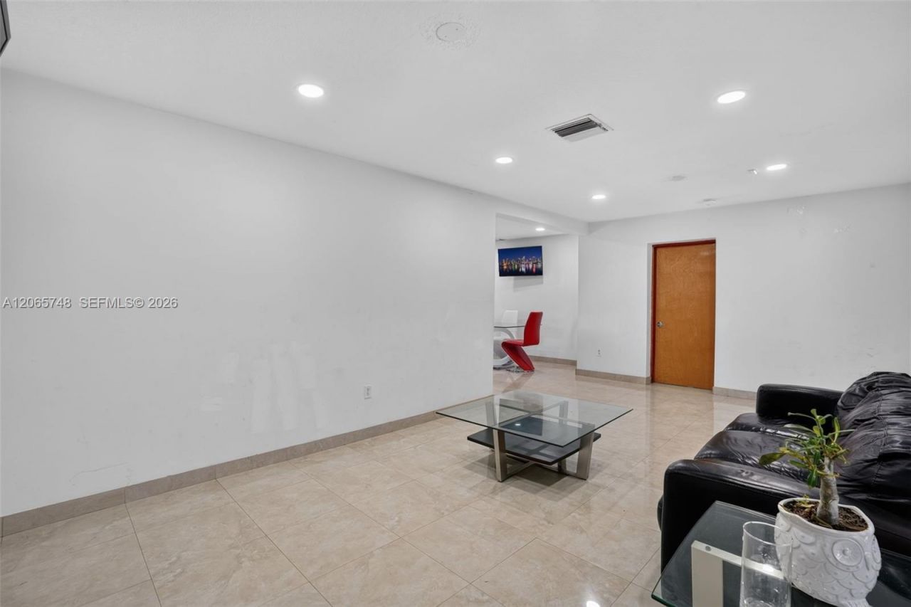 6010 SW 19 St, Miami, FL 33155 Photo