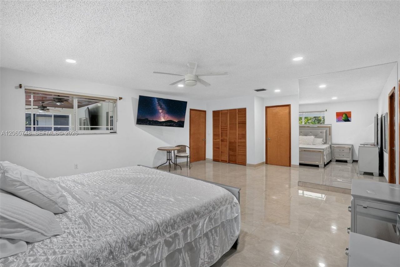 6010 SW 19 St, Miami, FL 33155 Photo