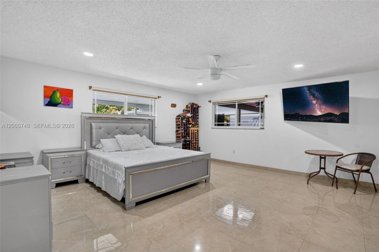 6010 SW 19 St, Miami, FL 33155 Photo