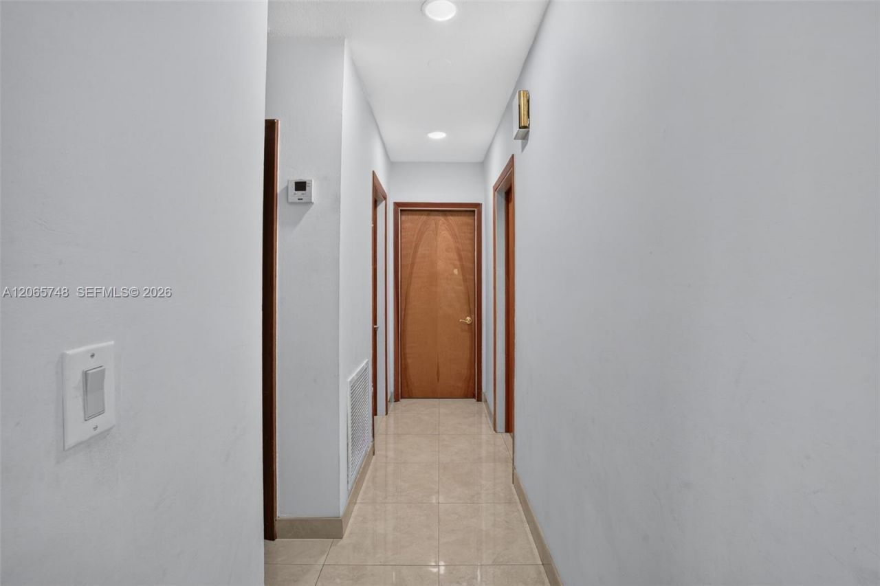 6010 SW 19 St, Miami, FL 33155 Photo