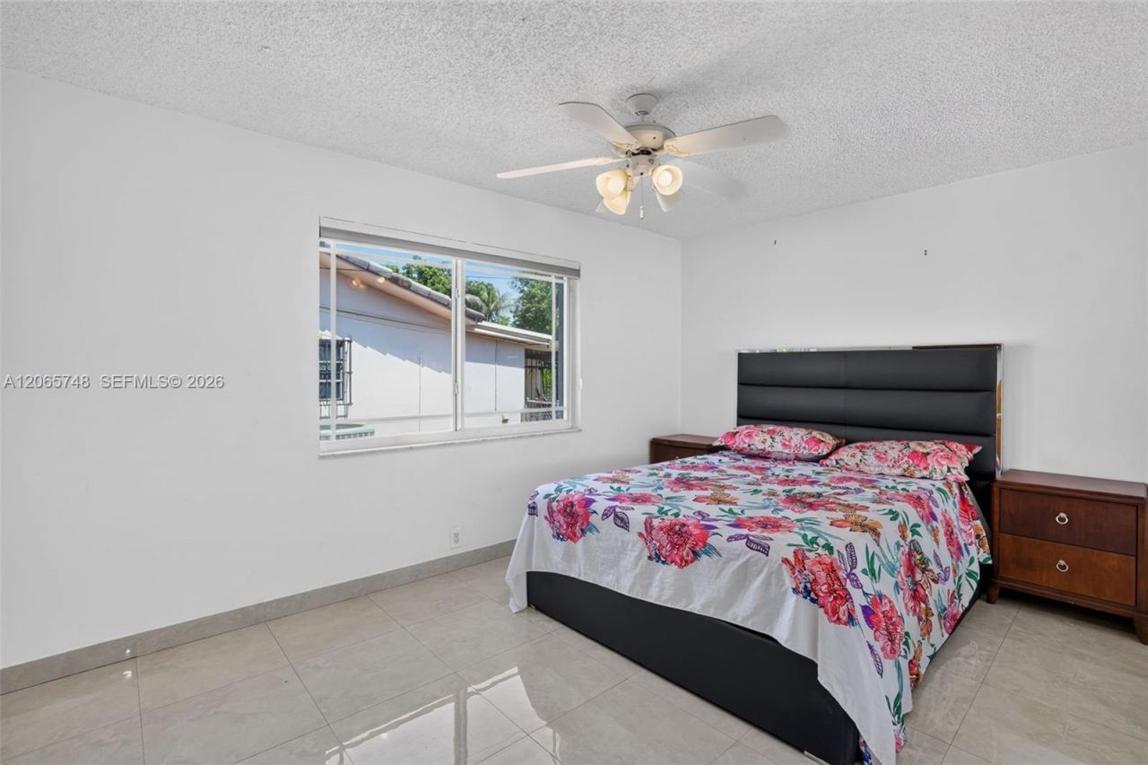 6010 SW 19 St, Miami, FL 33155 Photo