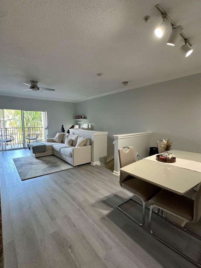 5840 W Sample Rd , Unit 305, Coral Springs, FL 33067 Photo