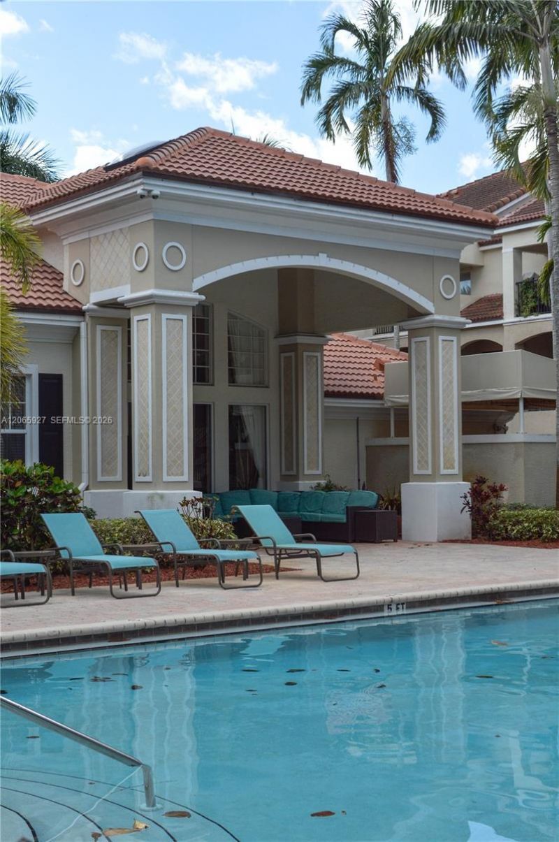 5840 W Sample Rd , Unit 305, Coral Springs, FL 33067 Photo