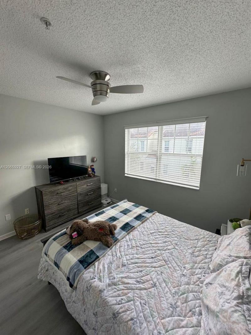 5840 W Sample Rd , Unit 305, Coral Springs, FL 33067 Photo