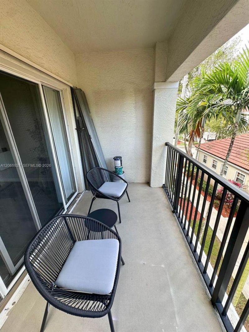 5840 W Sample Rd , Unit 305, Coral Springs, FL 33067 Photo