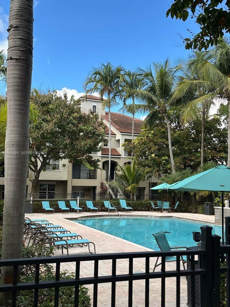5840 W Sample Rd , Unit 305, Coral Springs, FL 33067 Photo