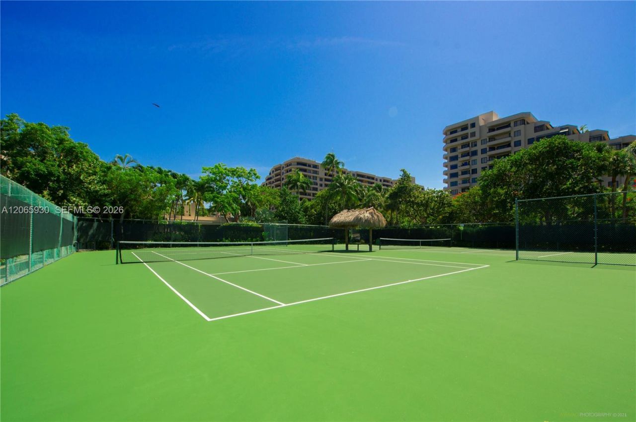251 Crandon Blvd , Unit 931, Key Biscayne, FL 33149 Photo