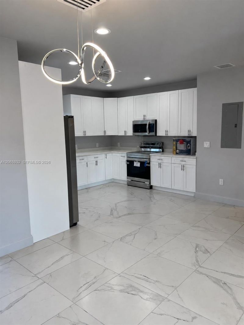 1311 NW 52nd St, Unit 1, Miami, FL 33142 Photo